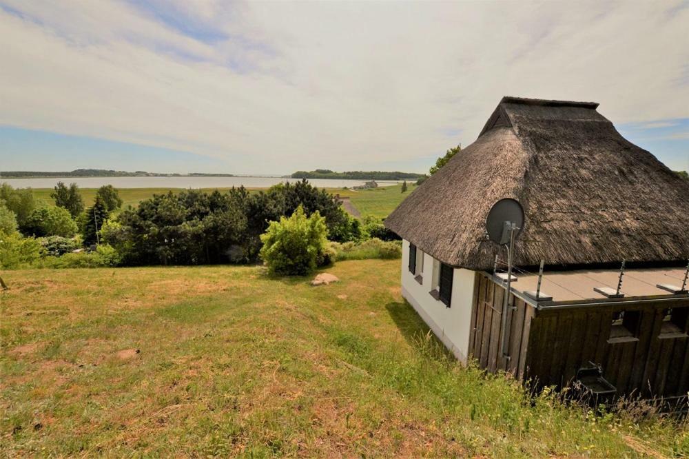 Haus Am Huegel Appartement Groß Zicker Buitenkant foto
